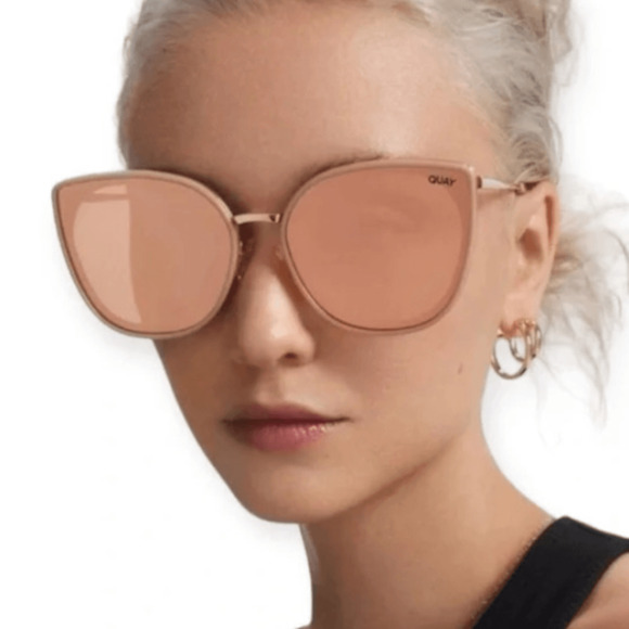 NEW! Quay Flat Out Baby pink Sunglasses main image 6
